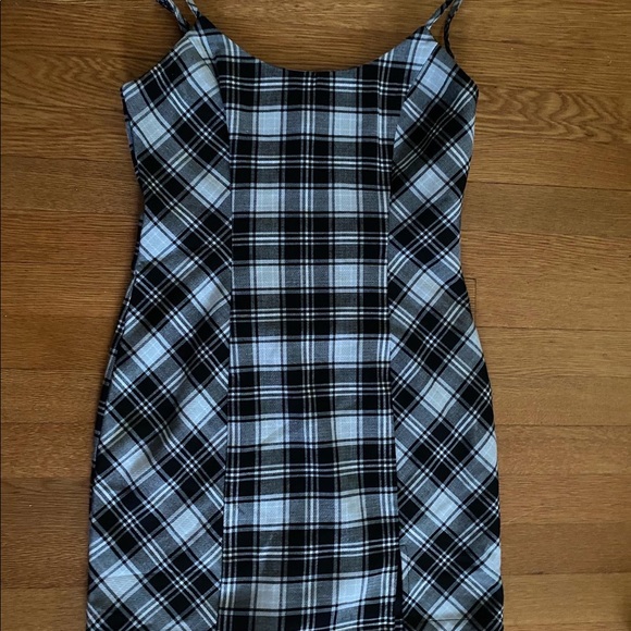 Plaid dress with side zipper - Picture 2 of 2